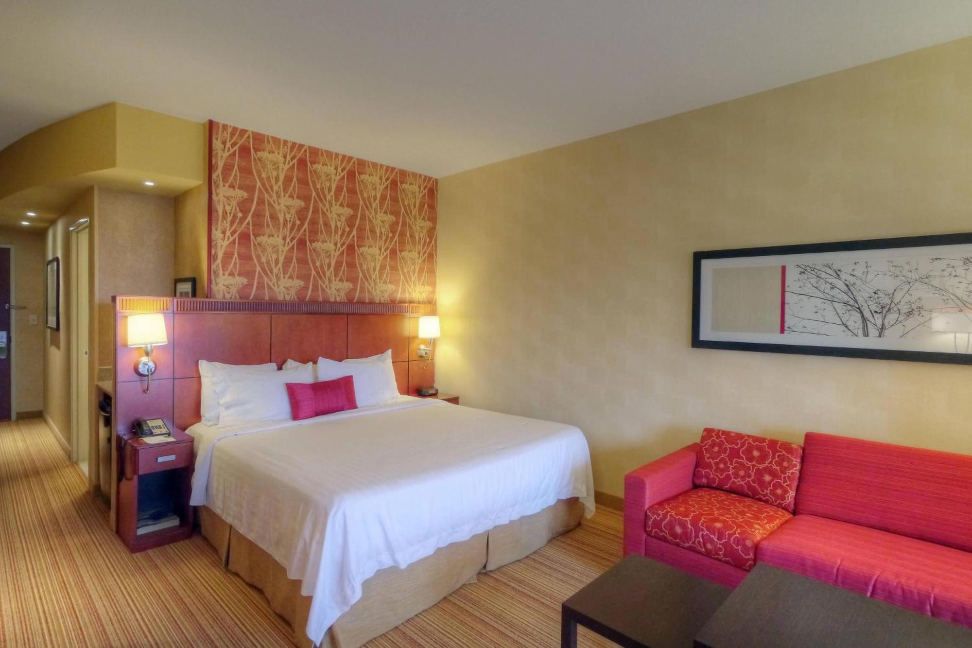 คอร์ทยาร์ด เมดฟอร์ด แอร์พอร์ต Hotel ภายนอก รูปภาพ